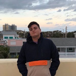 Meet your Posher, Juan